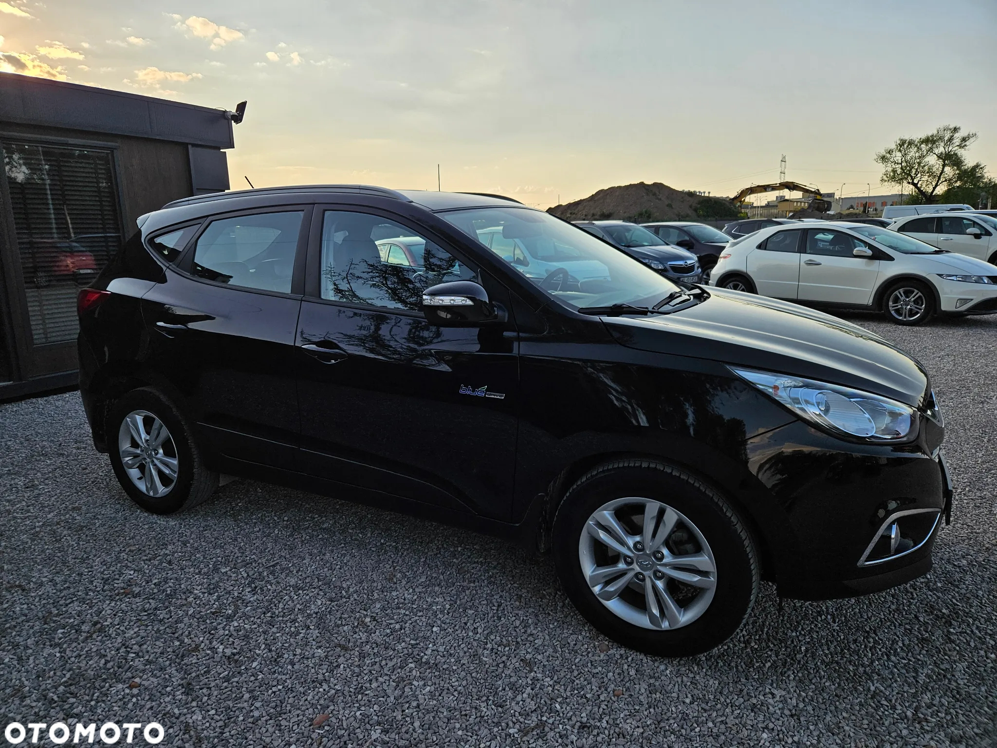 Hyundai ix35 1.6 2WD blue Trend - 12