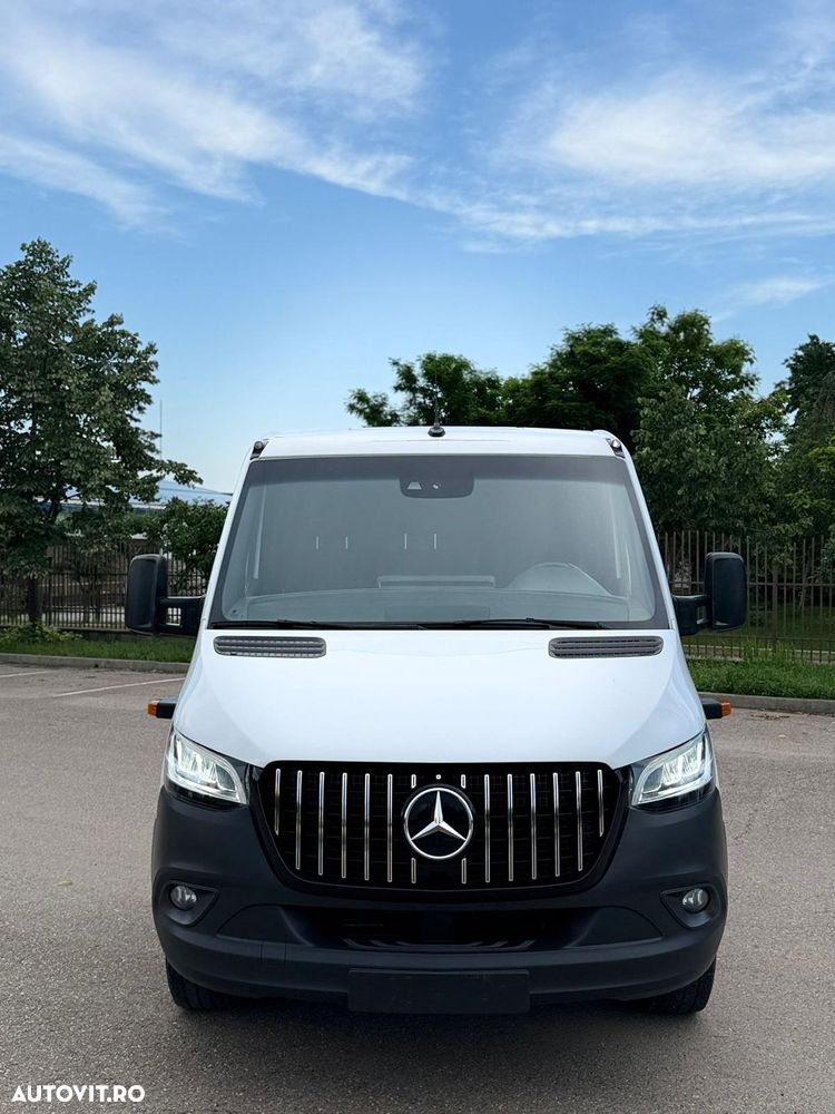 Mercedes-Benz Sprinter - 22