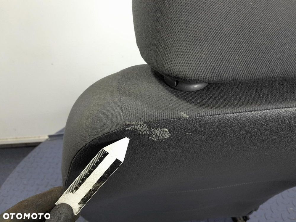 VW GOLF V 5D FOTEL PRZÓD PRZEDNI PRAWY PASAŻERA EU - 6