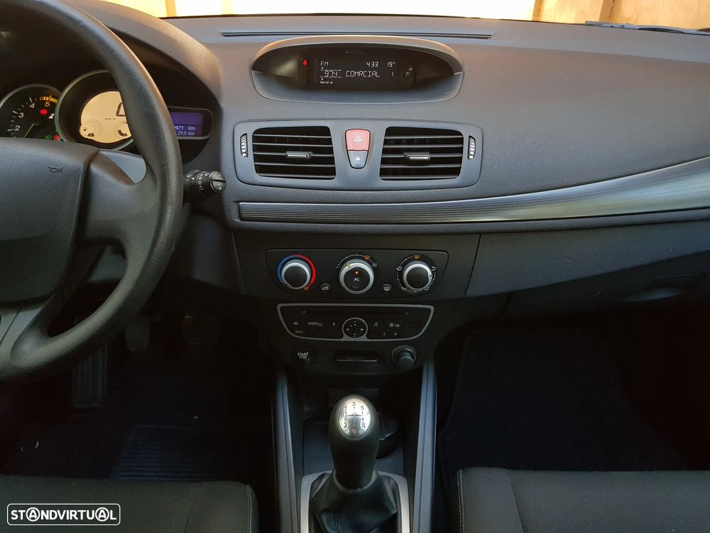 Renault Mégane Sport Tourer 1.5 dCi Dynamique - 13