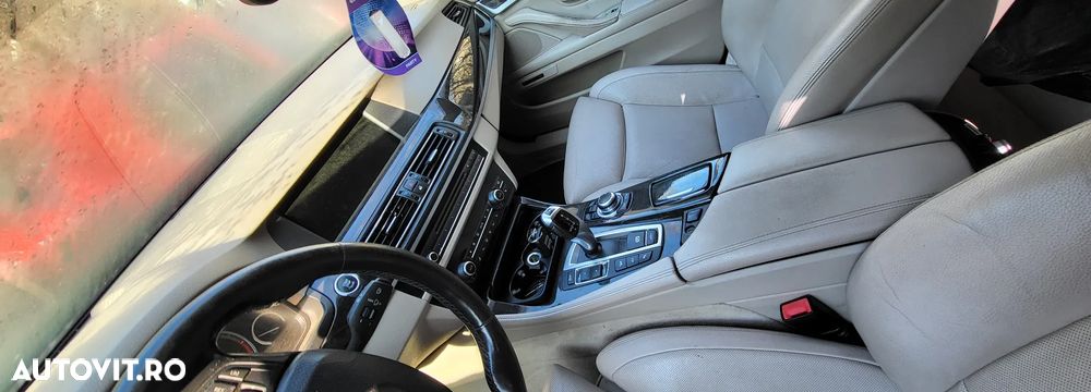 DEZMEMBRAM BMW F11 2012 MOTOR 258 CP - 9