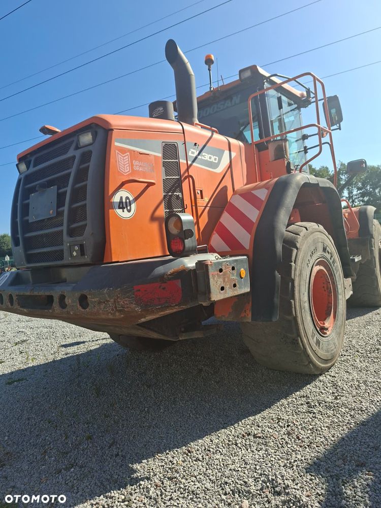 Doosan DL300-5 - 5