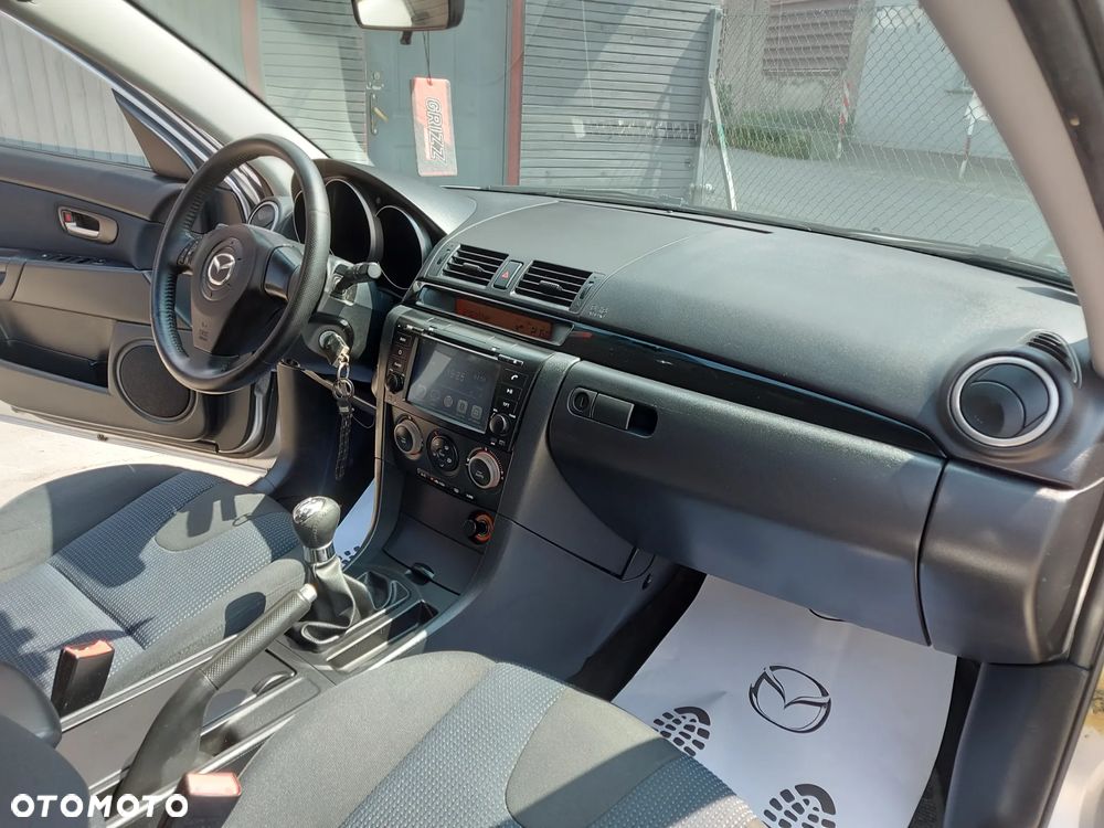 Mazda 3 1.6 Sport Exclusive - 19