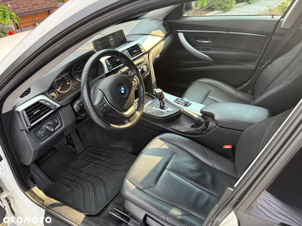 BMW 3GT 320d Sport-Aut Luxury Line - 18