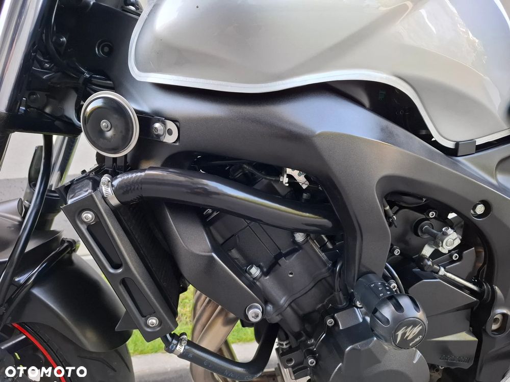 Yamaha FZ6 - 10