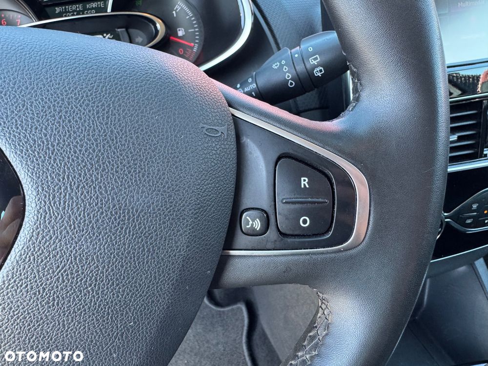 Renault Clio 1.2 Energy TCe Limited 2018 EDC - 19