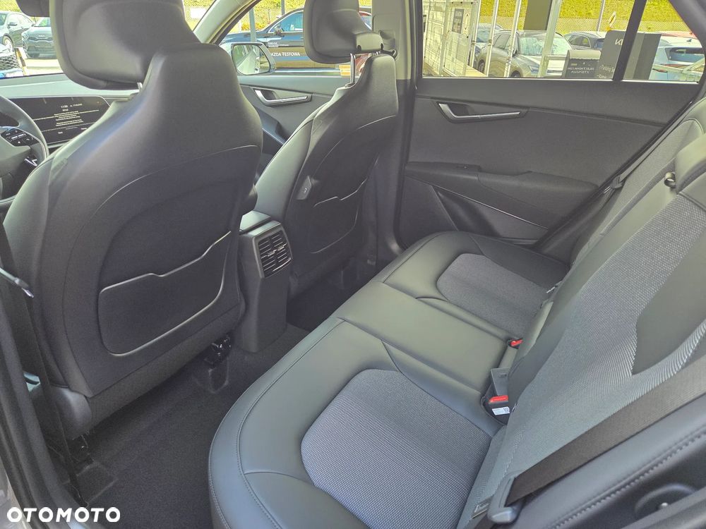 Kia Niro 1.6 GDI Hybrid L - 14