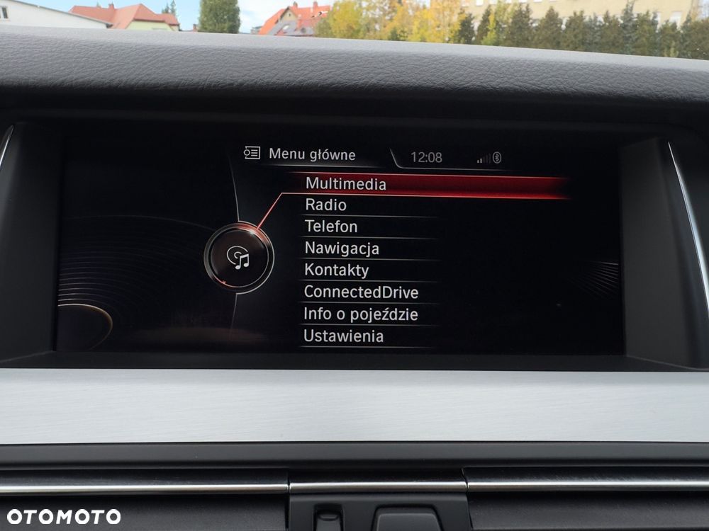 BMW Seria 5 528i Touring Sport-Aut Luxury Line - 28