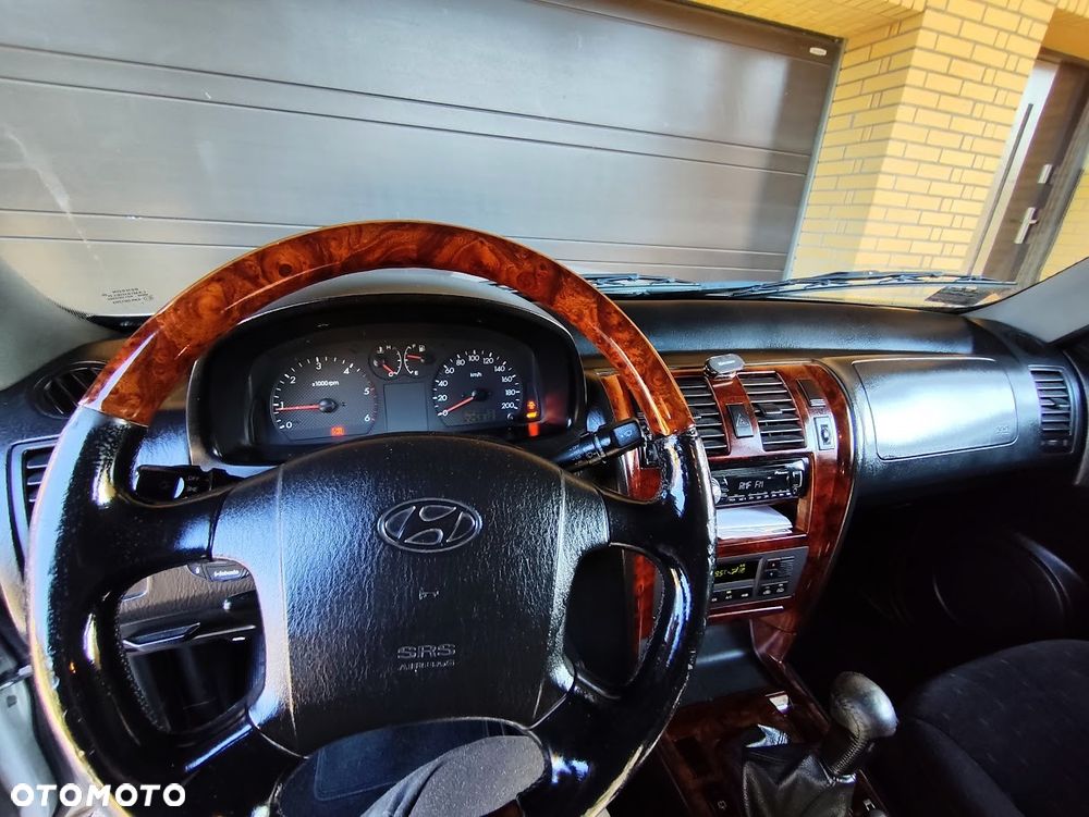 Hyundai Terracan 2.9 CRDi Middle - 9