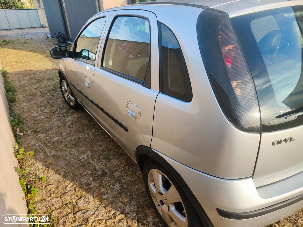Opel Corsa - 12