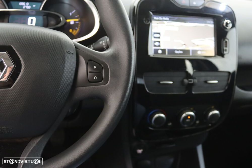 Renault Clio Sport Tourer 0.9 TCE Dynamique S - 12