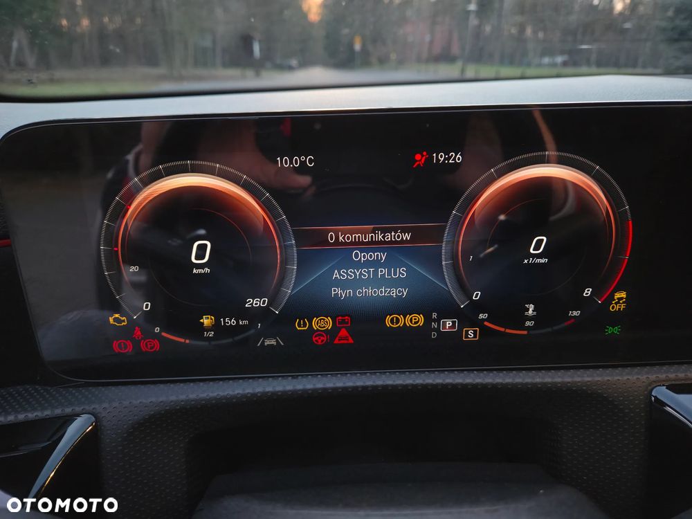 Mercedes-Benz Klasa A 180 AMG Line 7G-DCT - 30