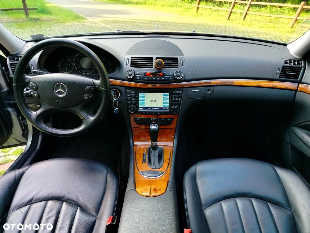 Mercedes-Benz Klasa E 280 4-Matic T Elegance - 20