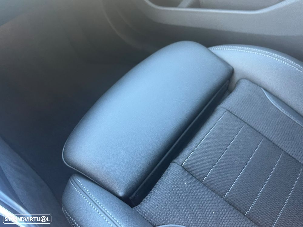 BMW 320 e Corporate Edition Auto - 34
