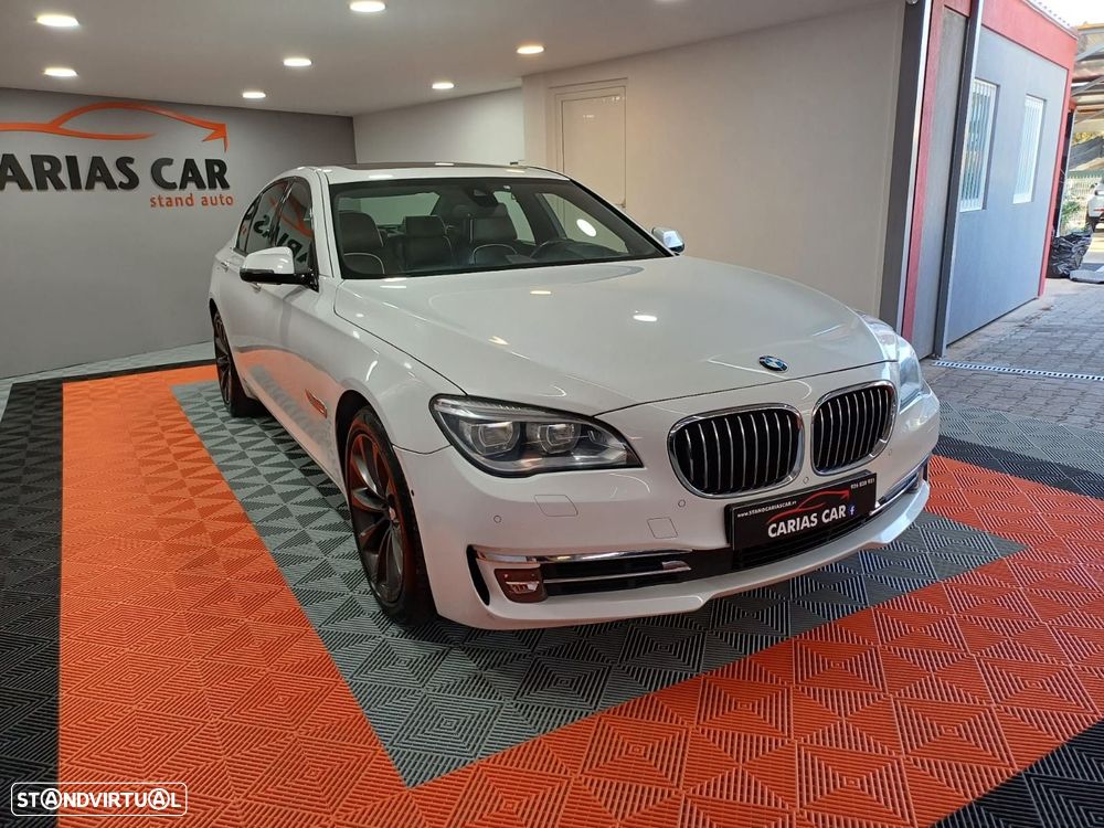 BMW 740 d xDrive Pack M - 2