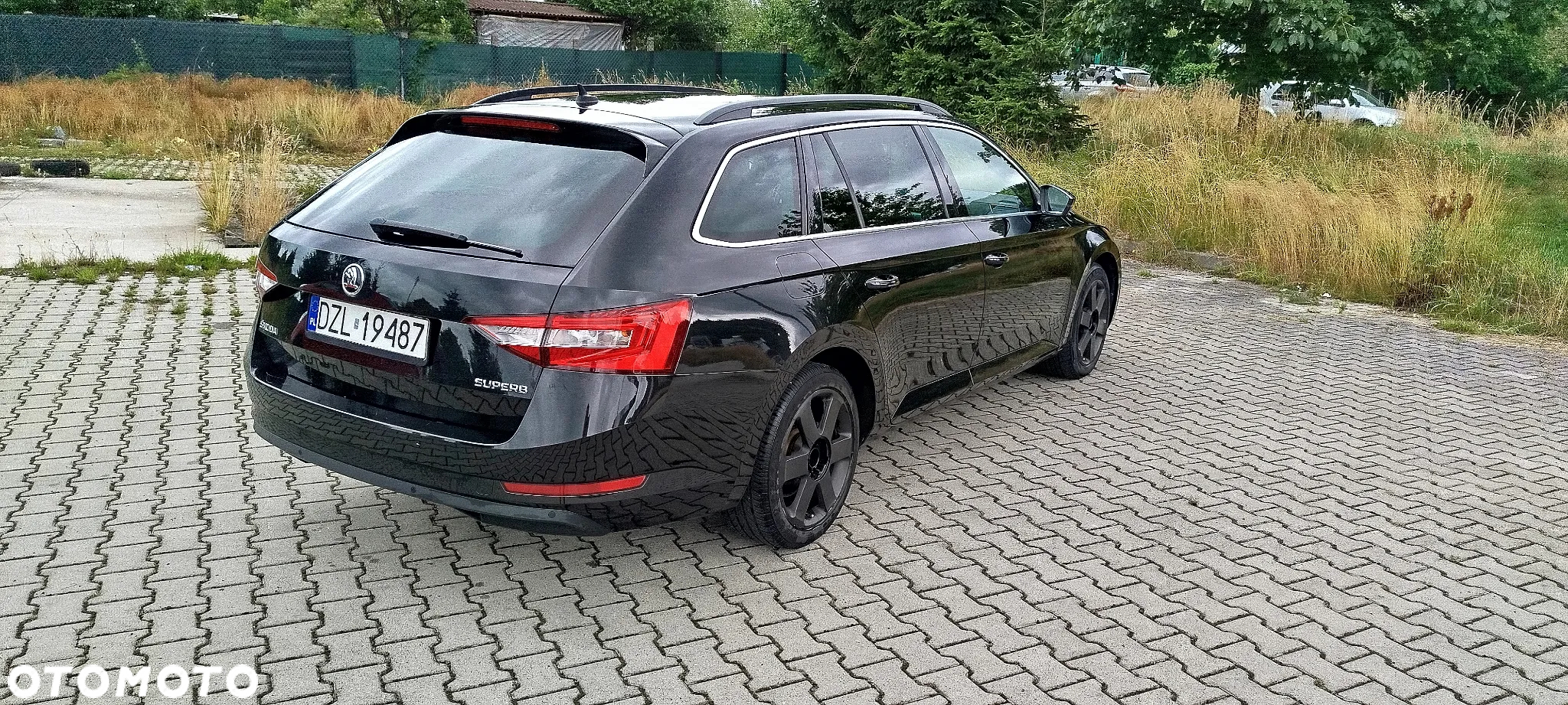 Skoda Superb 2.0 TDI Ambition - 4