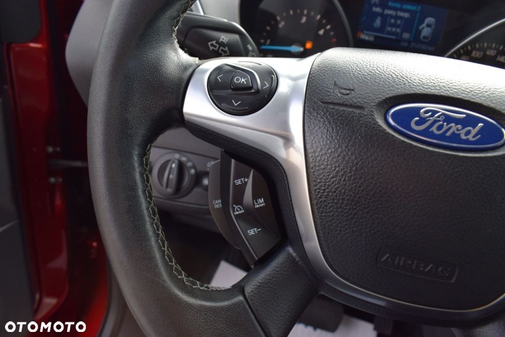 Ford Kuga - 26