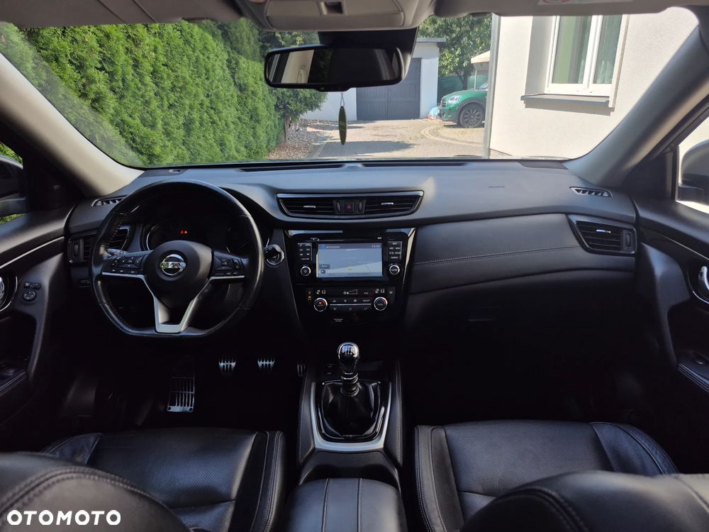 Nissan X-Trail 1.6 DIG-T Tekna - 32