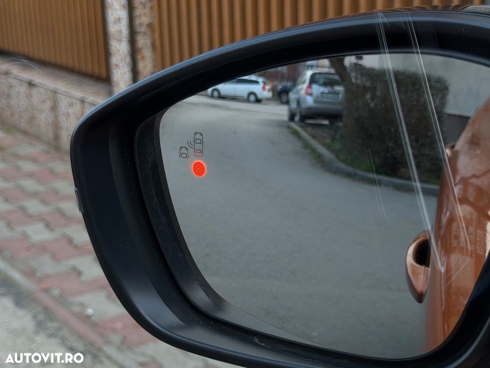 Peugeot 2008 1.2 PureTech Turbo S&S GT-Line - 19