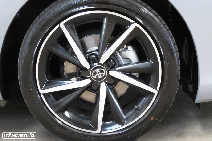 Toyota Auris 1.4 D-4D Com. +P.Sport+Navi - 9