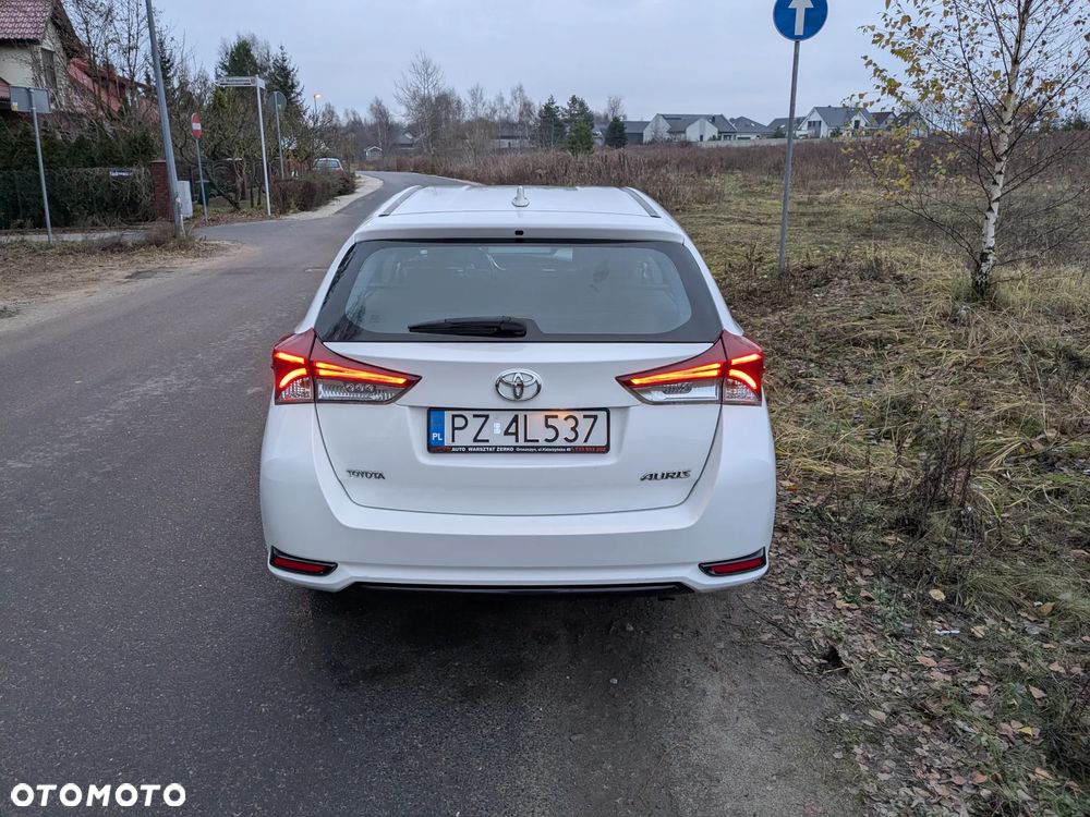 Toyota Auris 1.33 VVT-i Active - 25