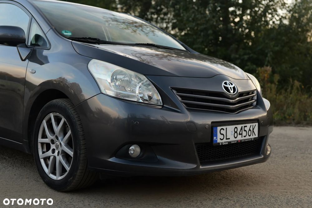 Toyota Verso 1.8 Sol EU5 7os - 12