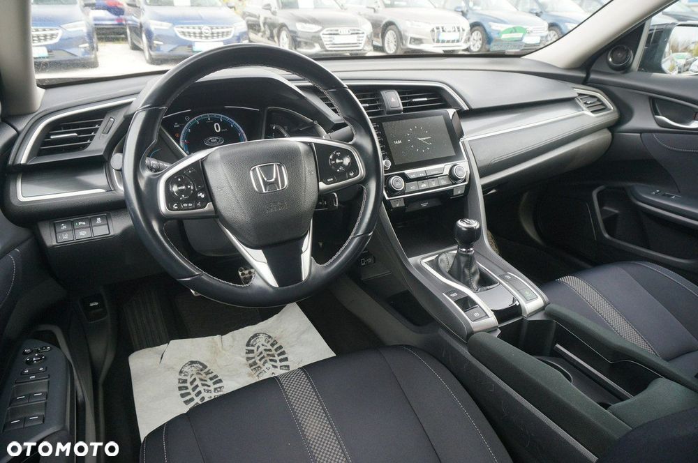 Honda Civic 1.5 T Elegance - 17