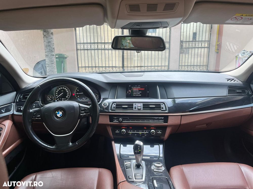 BMW Seria 5 520i Aut. Luxury Line - 6