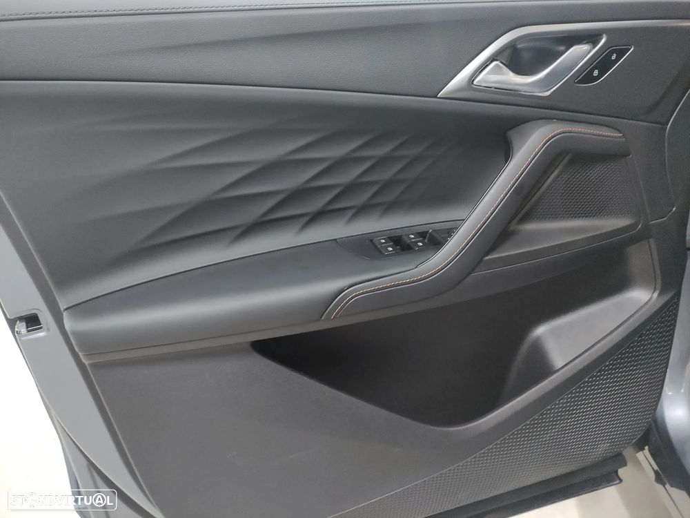 MG HS 1.5 T Comfort - 7