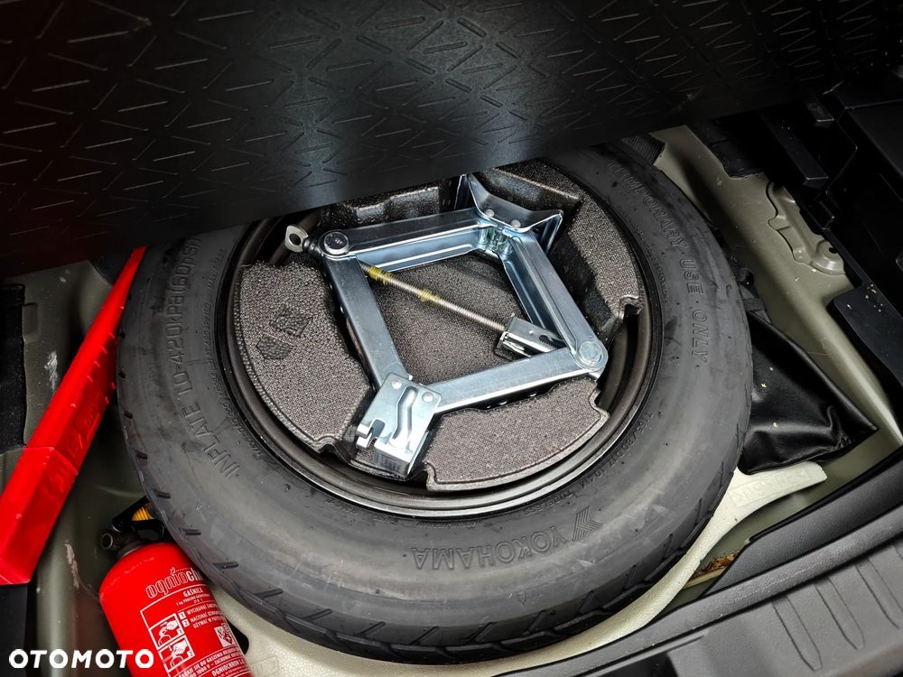 Toyota RAV4 2.5 Hybrid Comfort 4x2 - 33
