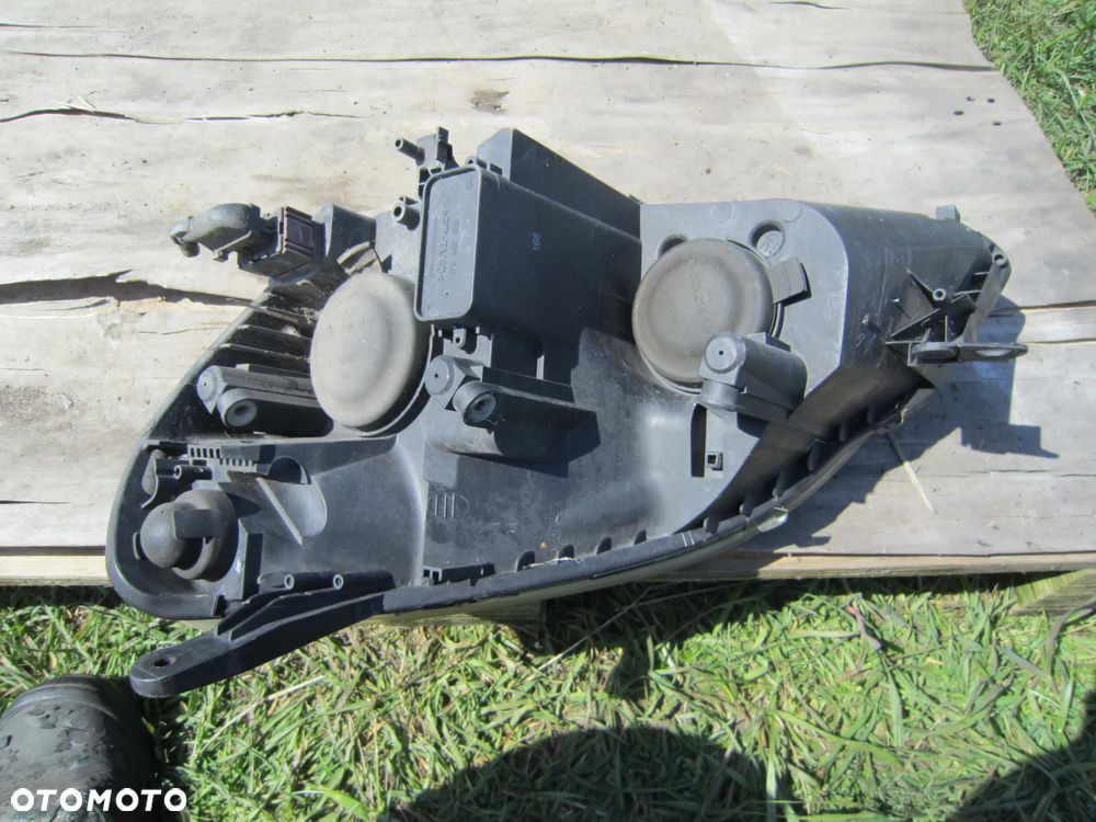 Lampa przód przednia prawa Opel Zafira II B 13260843 Anglik - 5