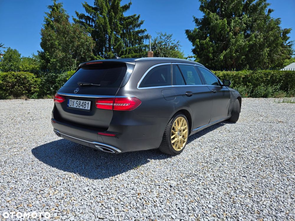 Mercedes-Benz Klasa E 200 d T 9G-TRONIC - 6