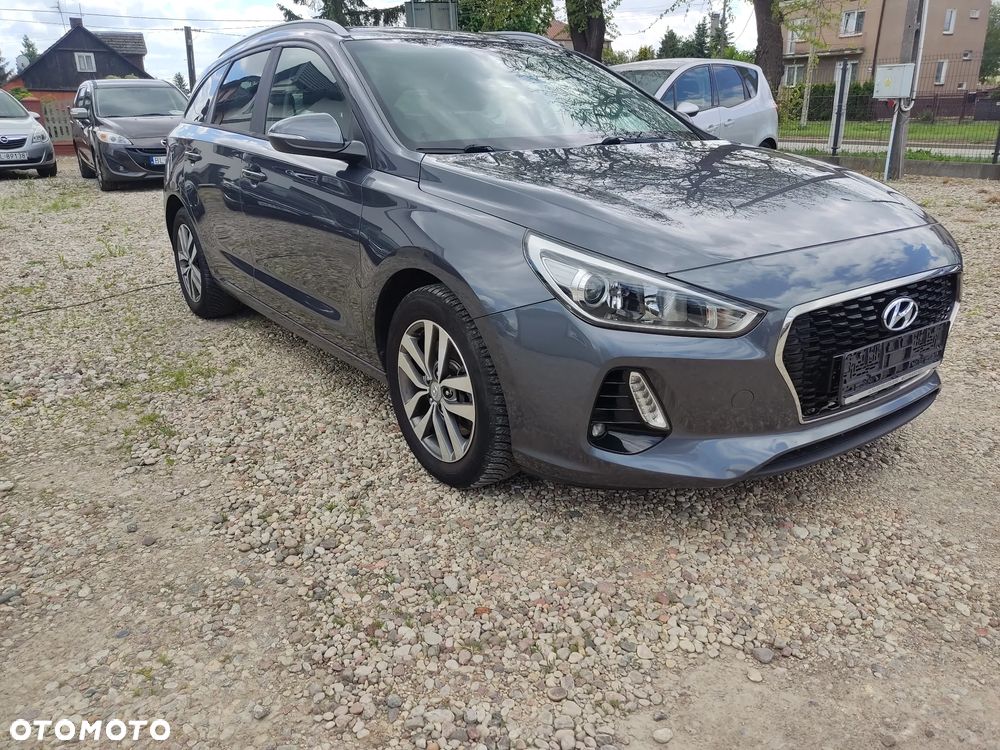 Hyundai i30 blue Kombi 1.4 Style - 3