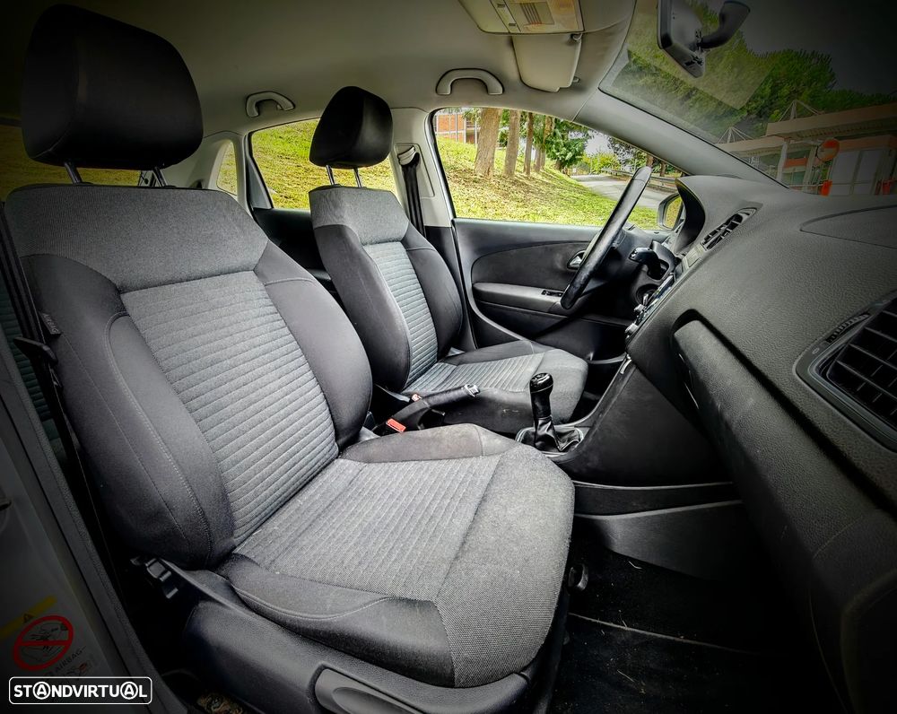 VW Polo 1.6 TDI Trendline BlueMotion - 16