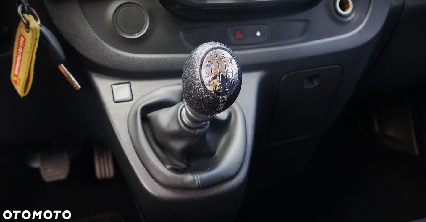 Opel Vivaro - 29