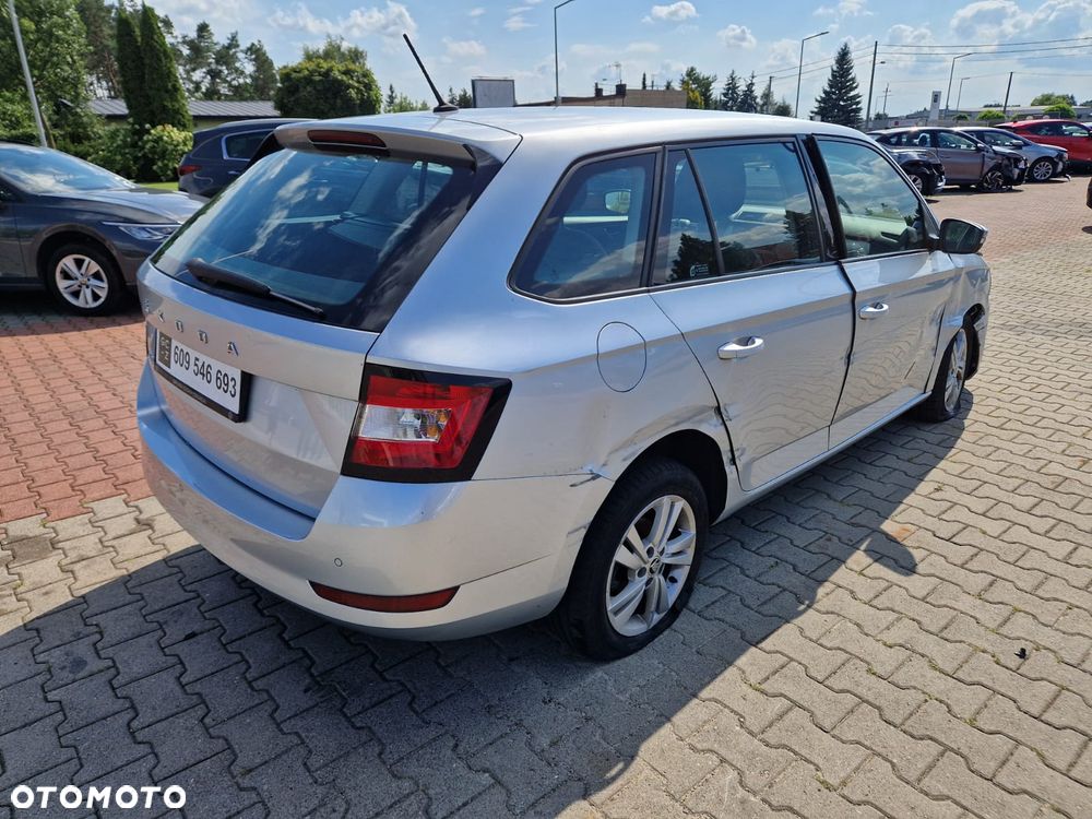 Skoda Fabia 1.0 TSI Ambition - 8