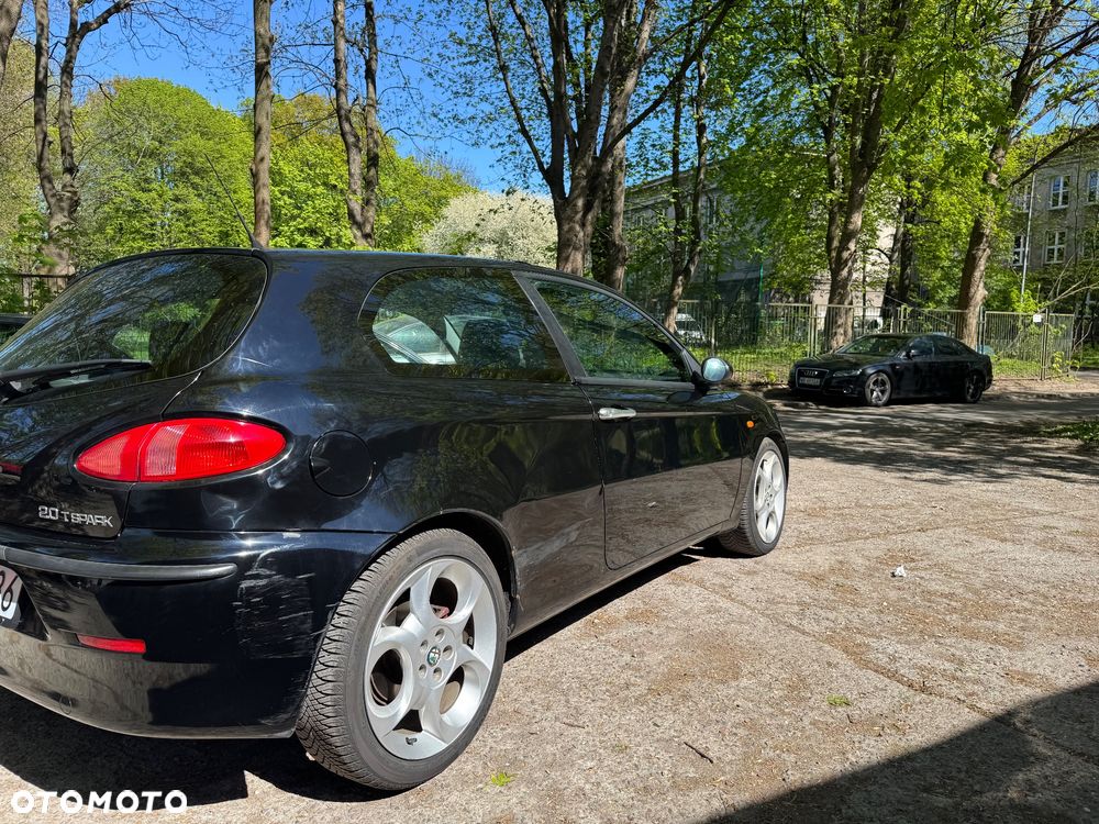 Alfa Romeo 147 2.0 Twin Spark Distinctive - 13