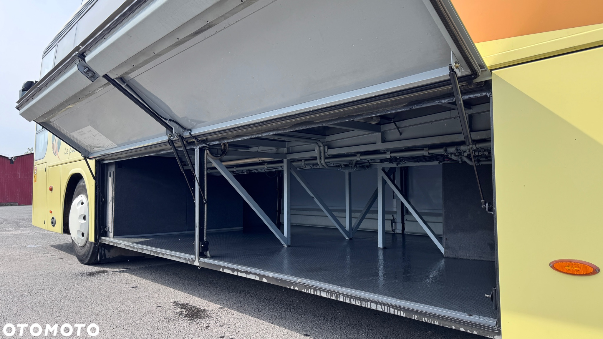 Van Hool T915 TL / MAN - silnik/ euro 4/ Klima / 61 miejsc / Cena:89000 zł netto - 6