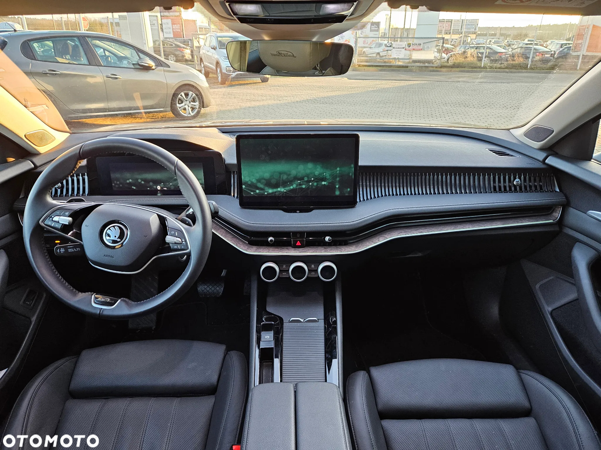 Skoda Superb 2.0 TDI SCR 4x4 L&K DSG - 11