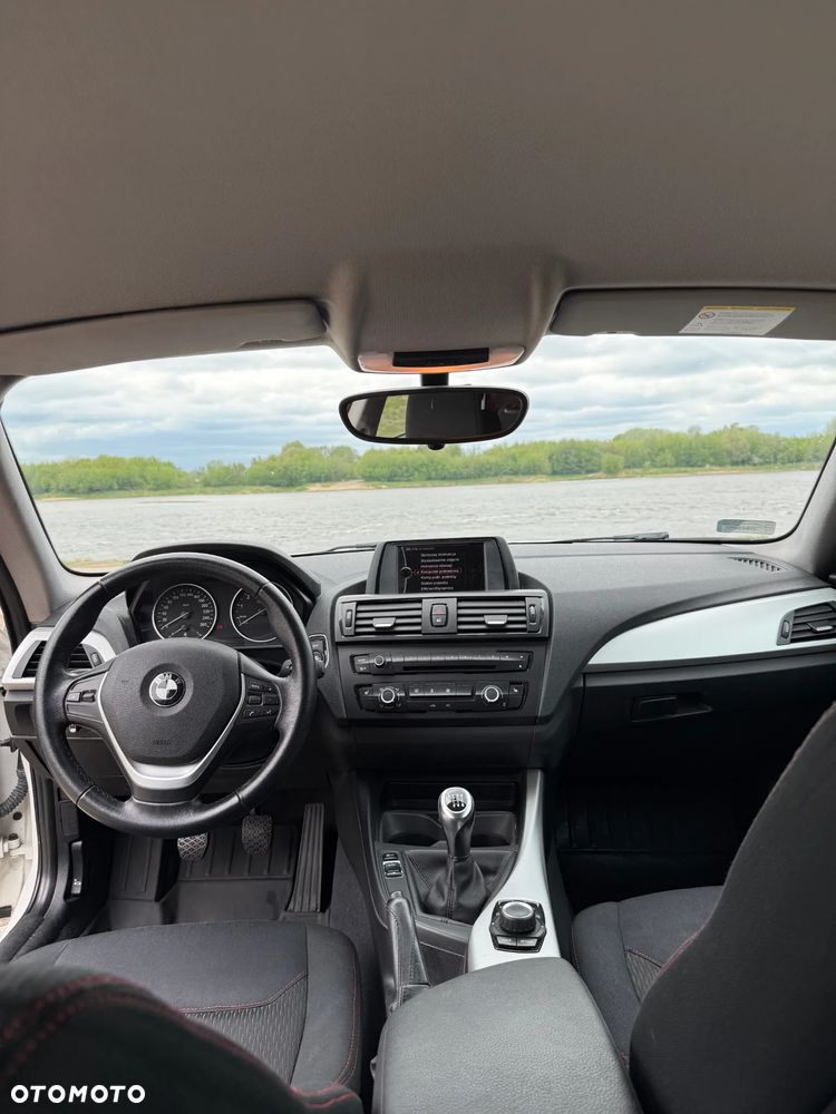 BMW Seria 1 114i - 17