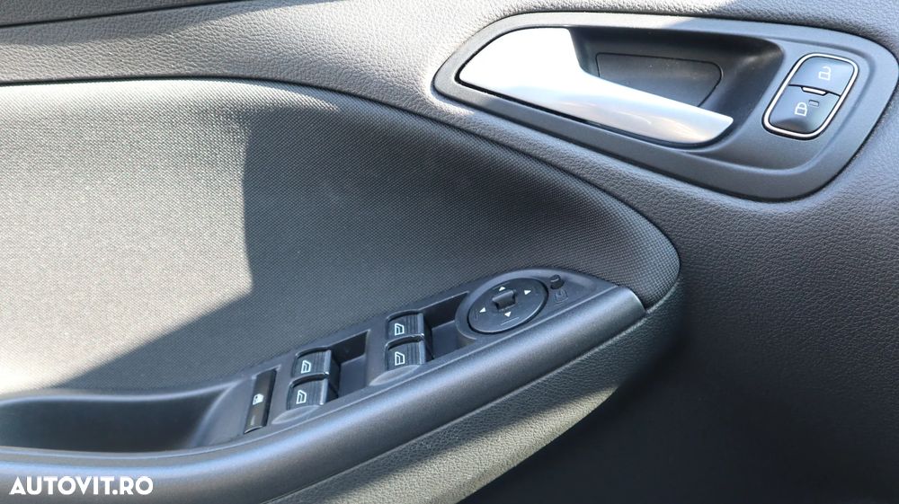 Ford Focus 1.0 EcoBoost Start Stop Trend - 19