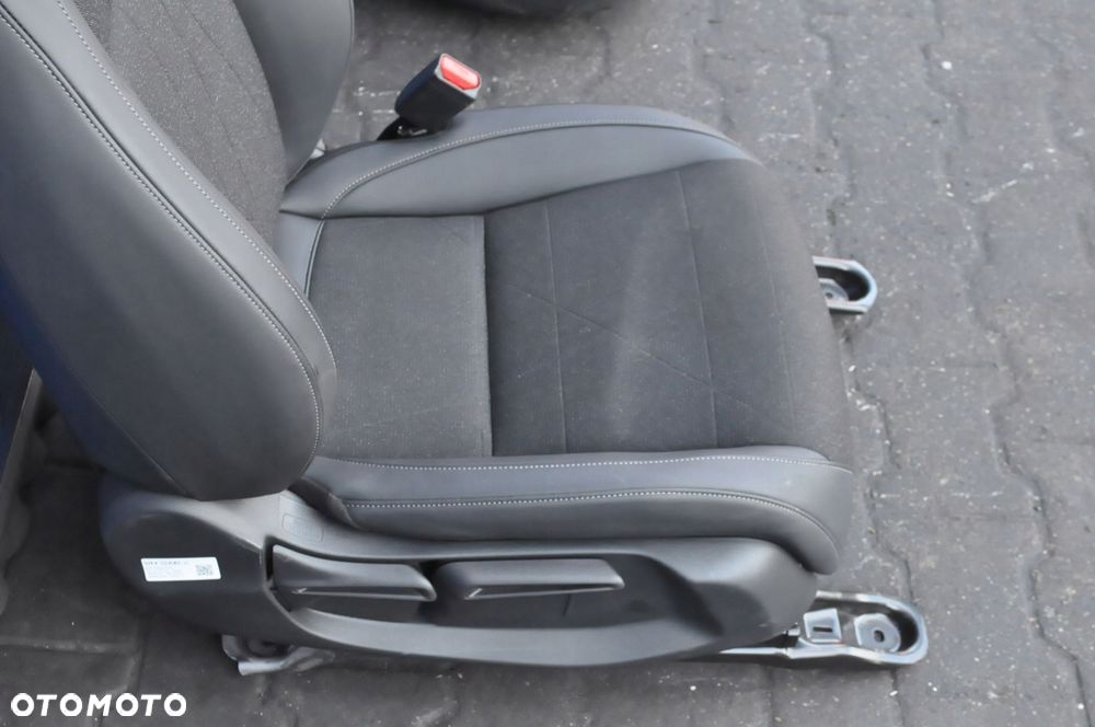 HONDA HR-V III FOTELE KANAPA BOCZKI PÓŁSKÓRA 23R ANGLIK - 14