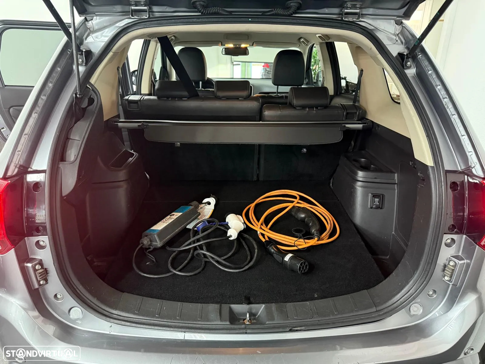 Mitsubishi Outlander 2.0 PHEV Instyle - 7