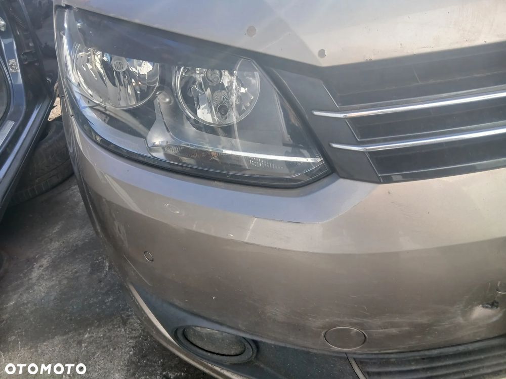 Reflektor / Lampa Prawa Volkswagen Touran II - 1