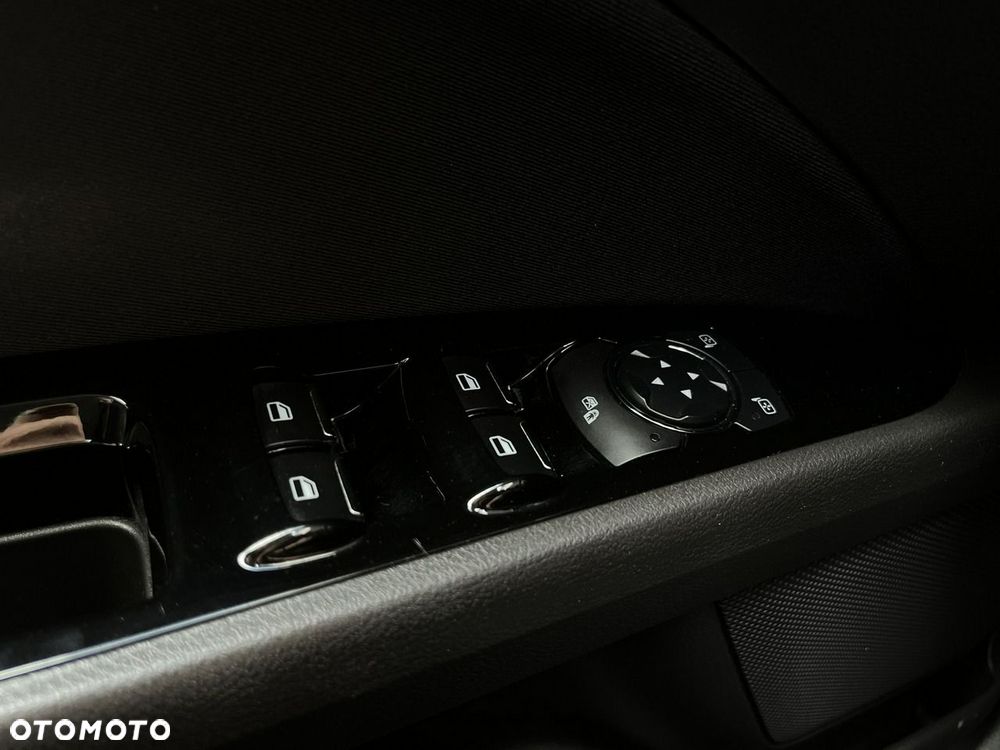 Ford Mondeo - 30