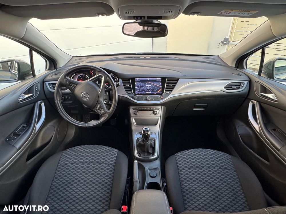 Opel Astra 1.6 D Start/Stop Dynamic - 12