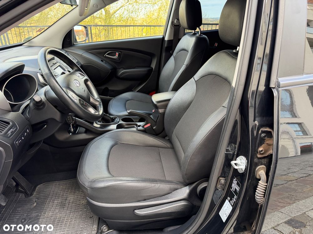 Hyundai ix35 1.6 2WD Style - 17