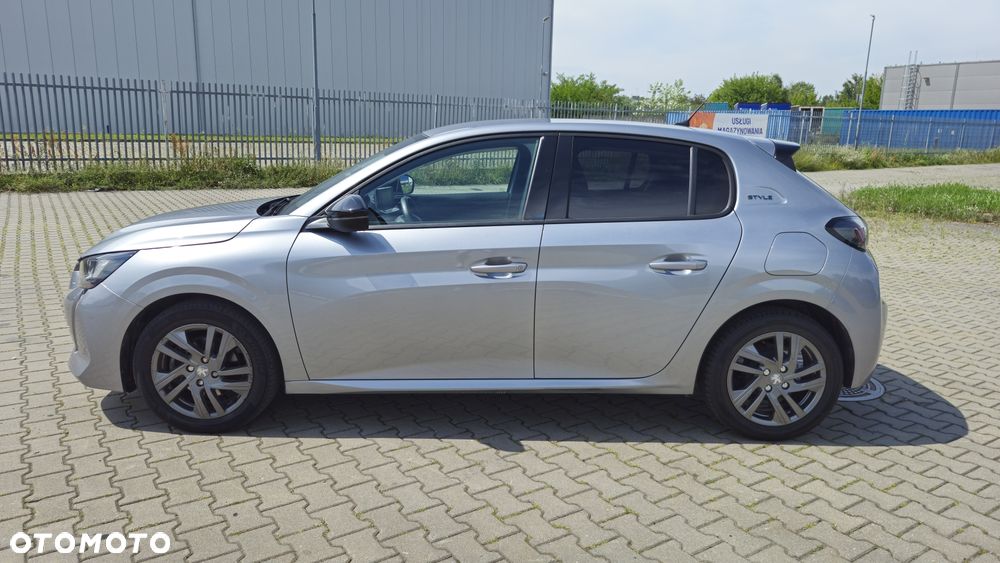 Peugeot 208 PureTech 100 Style - 4