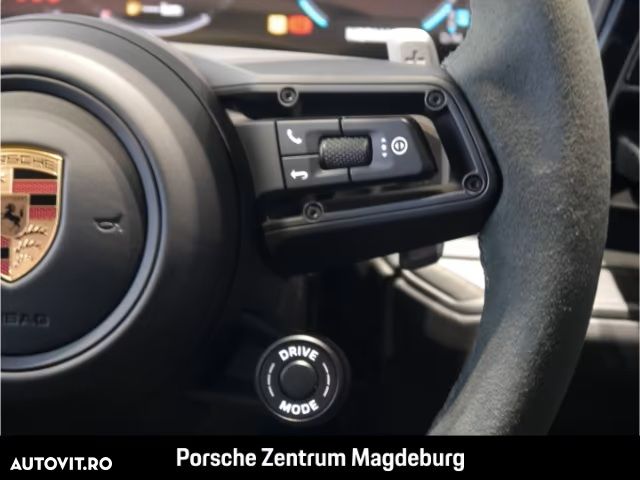 Porsche Cayenne Coupe GTS - 11