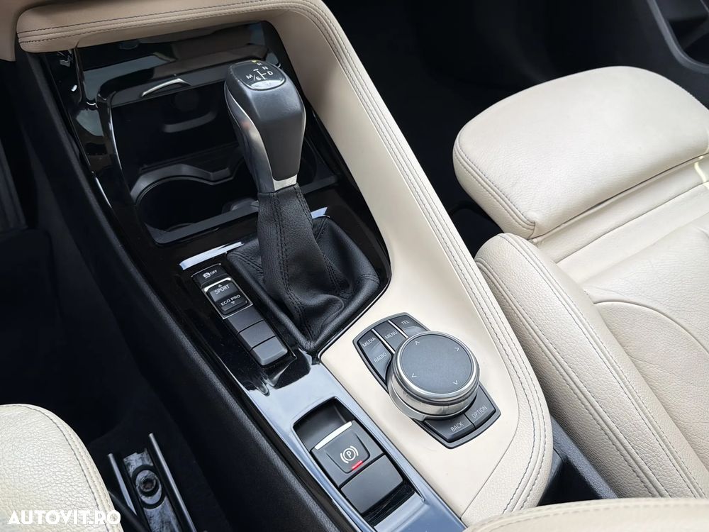 BMW X1 sDrive18d Aut. Sport Line - 36